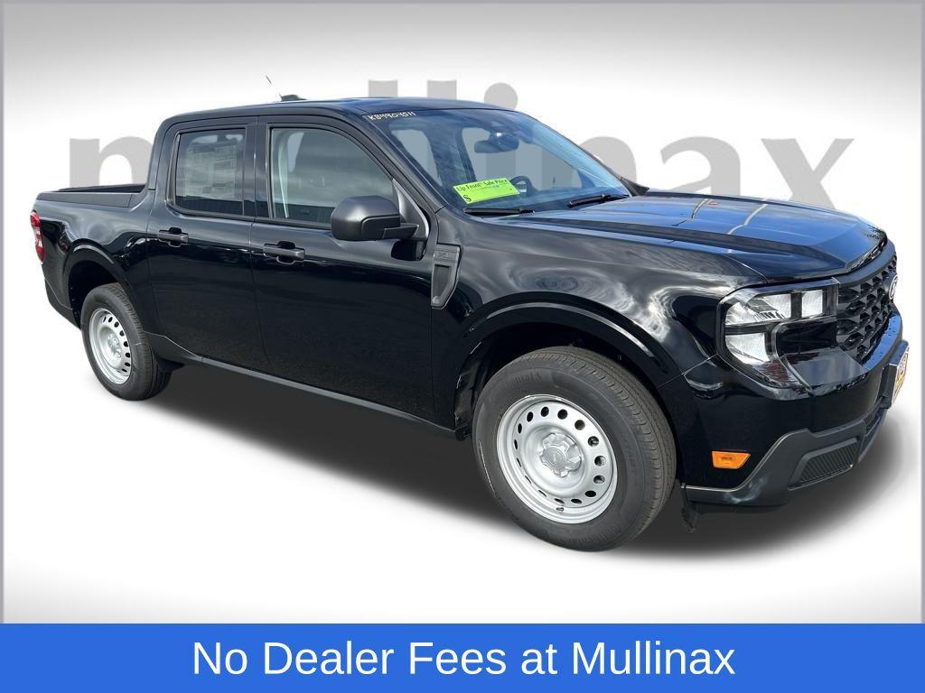 new 2025 Ford Maverick car, priced at $31,657