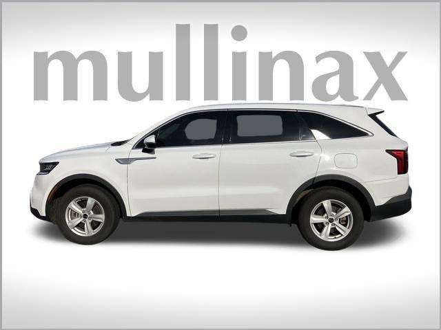 used 2021 Kia Sorento car, priced at $21,323