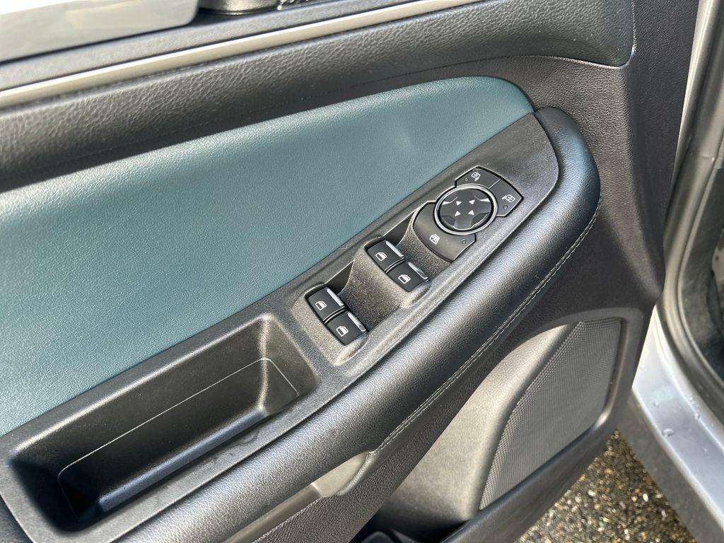 used 2022 Ford Edge car, priced at $22,343