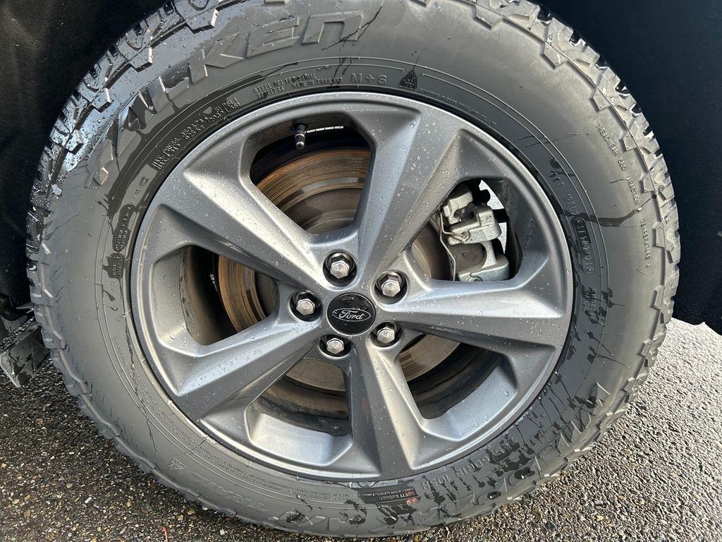 used 2022 Ford Edge car, priced at $22,343