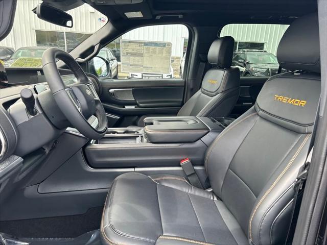 new 2025 Ford Expedition car, priced at $82,415