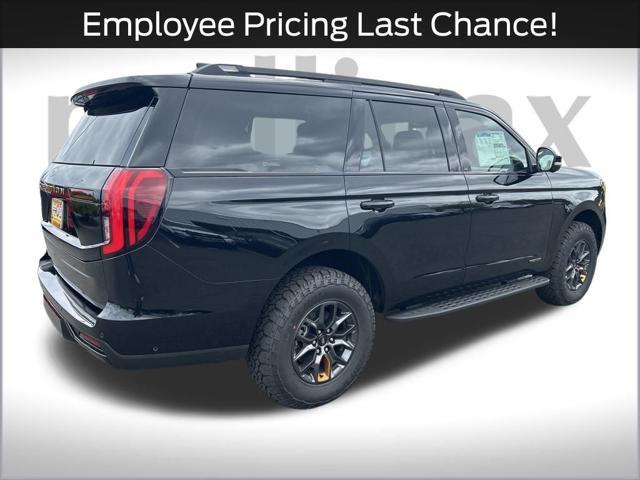 new 2025 Ford Expedition car, priced at $82,415