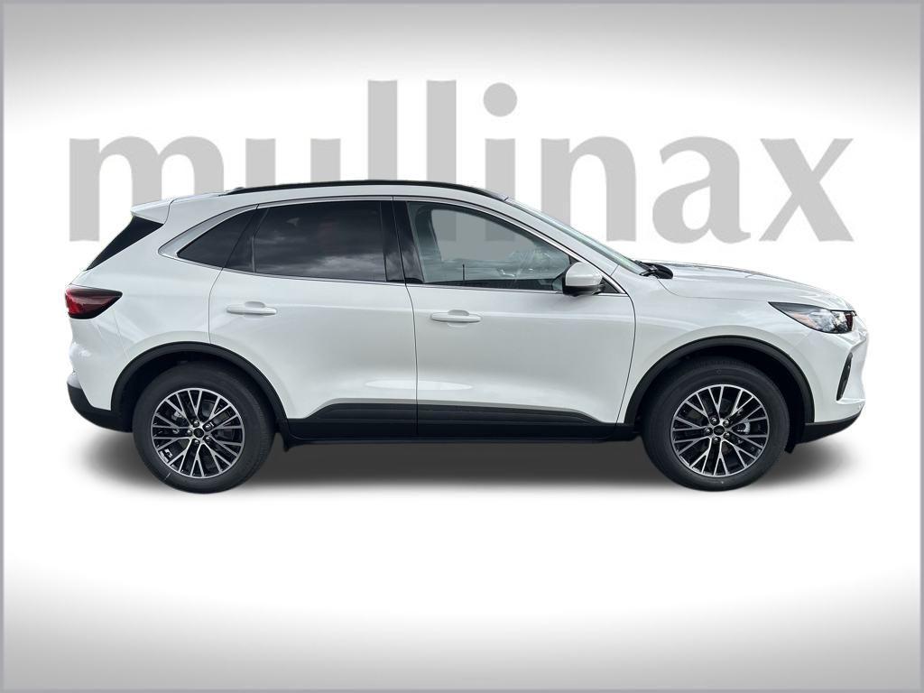 new 2025 Ford Escape PHEV car, priced at $38,127
