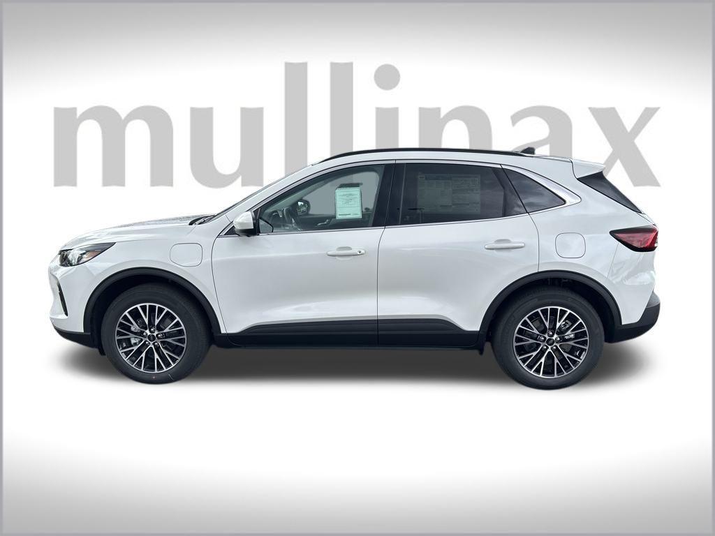 new 2025 Ford Escape PHEV car, priced at $38,127