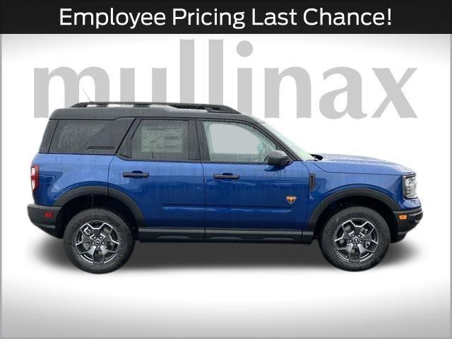new 2024 Ford Bronco Sport car, priced at $32,923