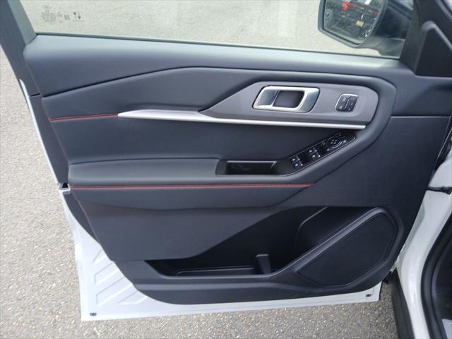 new 2025 Ford Explorer car, priced at $48,954