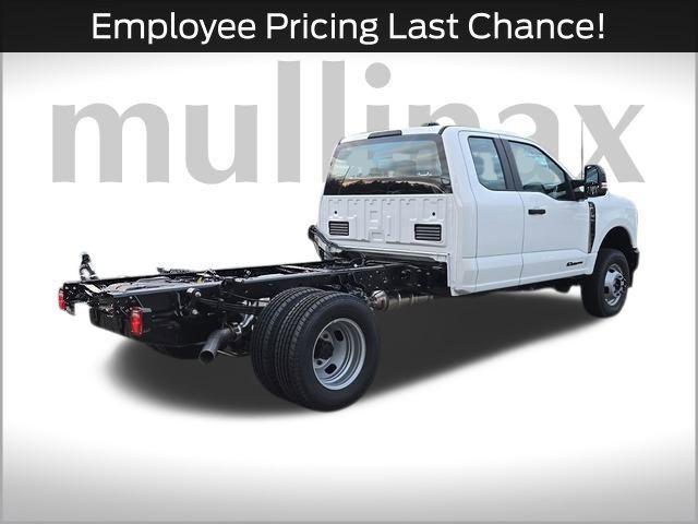 new 2024 Ford F-350 car, priced at $66,205