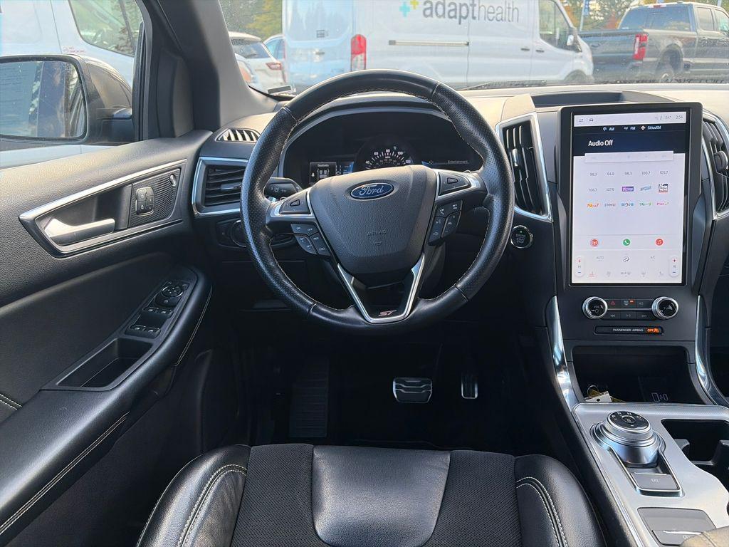 used 2022 Ford Edge car, priced at $28,823