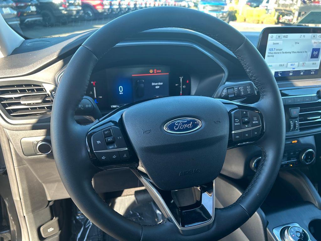 used 2025 Ford Escape car, priced at $25,313