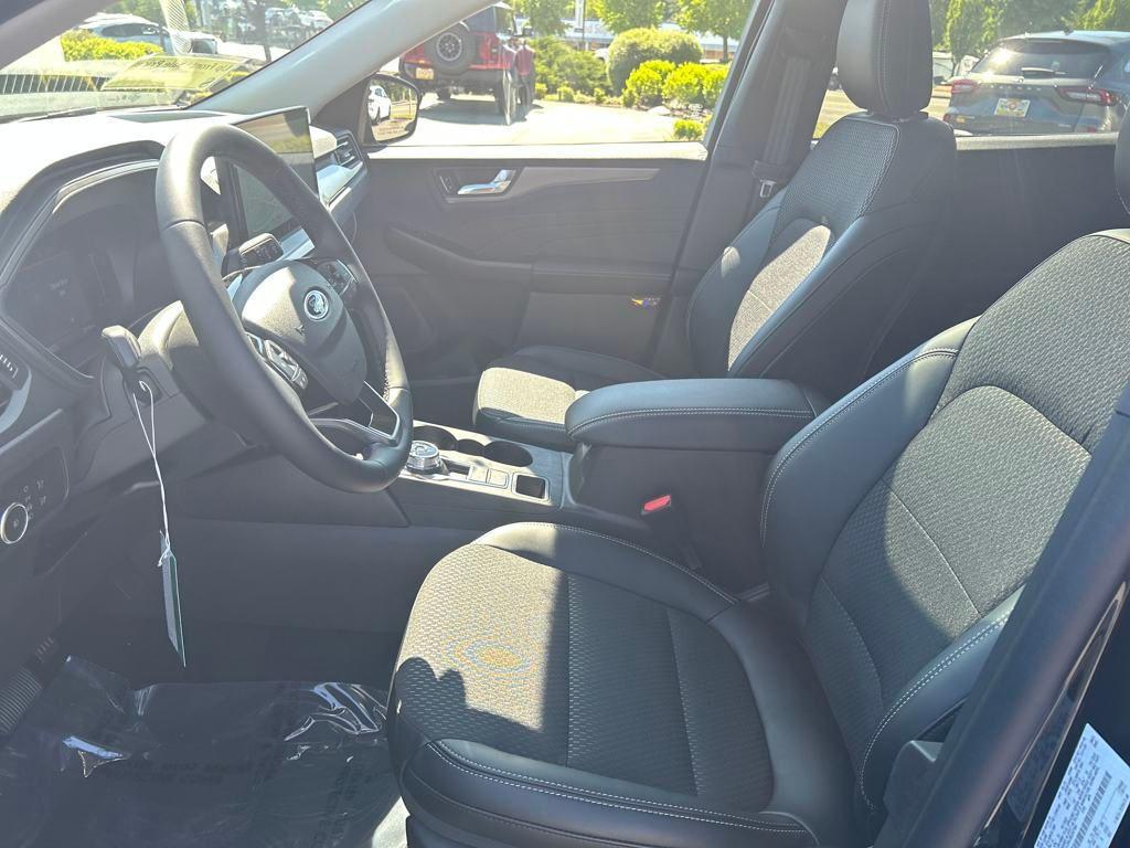 new 2025 Ford Escape PHEV car, priced at $37,192