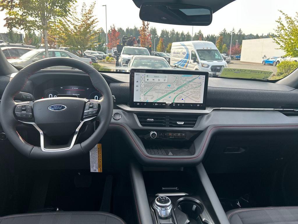 new 2025 Ford Explorer car, priced at $48,604
