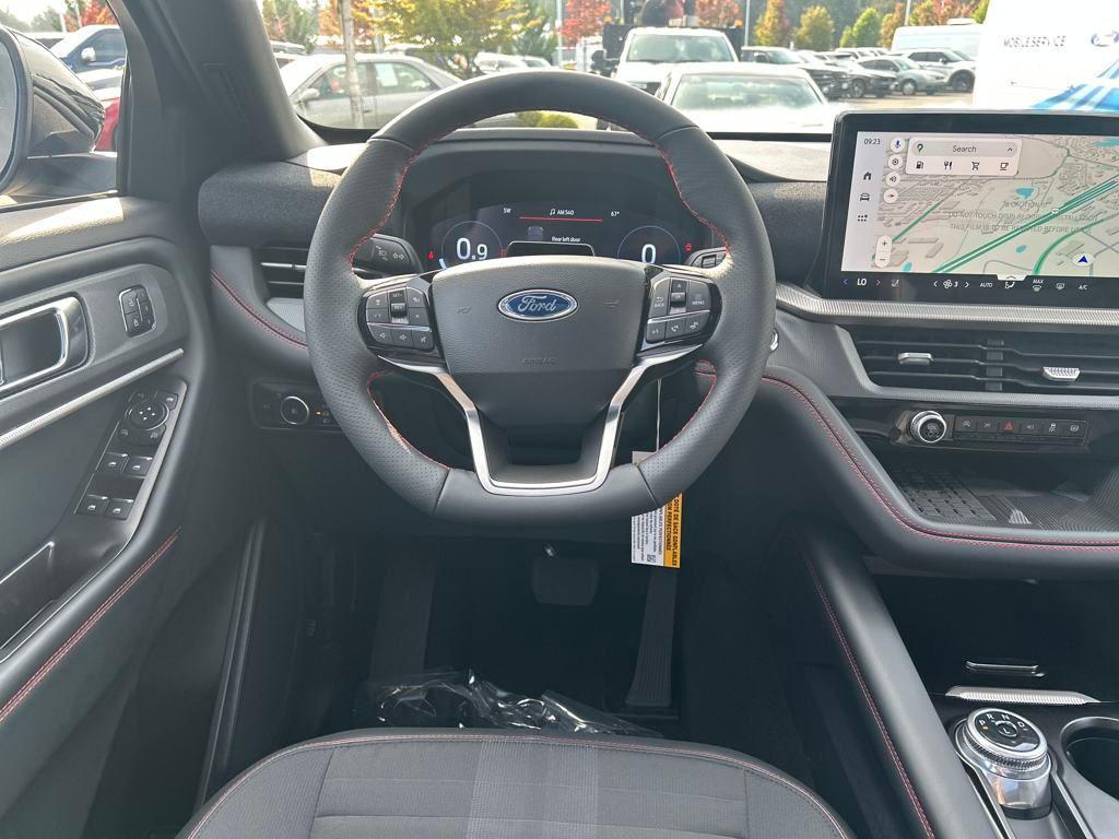 new 2025 Ford Explorer car, priced at $48,604