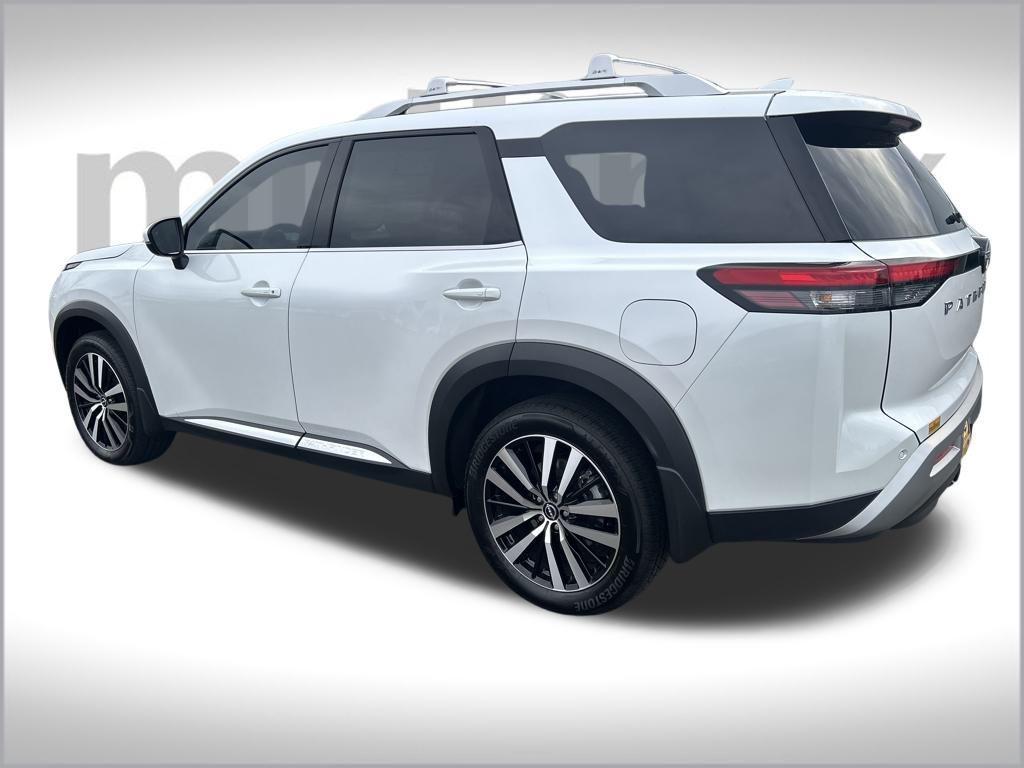 used 2025 Nissan Pathfinder car, priced at $44,173