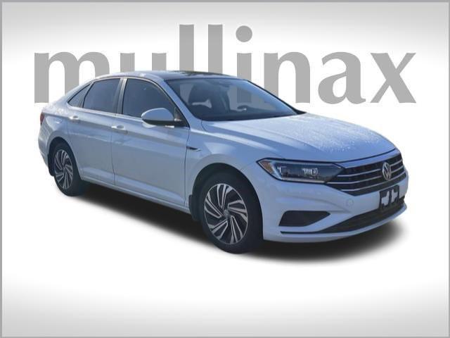 used 2021 Volkswagen Jetta car, priced at $20,183