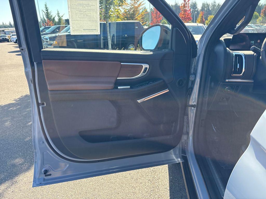 new 2025 Ford Expedition Max car, priced at $89,055