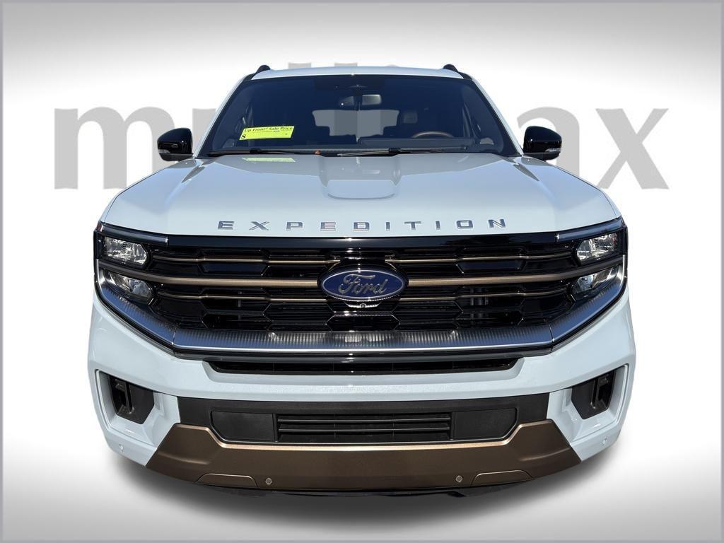 new 2025 Ford Expedition Max car, priced at $89,055