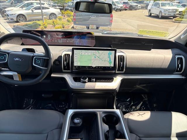 new 2025 Ford Expedition car, priced at $71,315