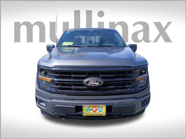 new 2025 Ford F-150 car, priced at $61,386