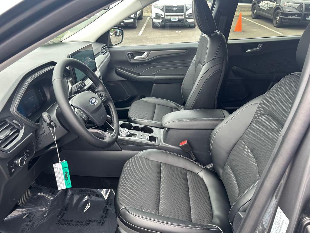 new 2025 Ford Escape PHEV car, priced at $32,933