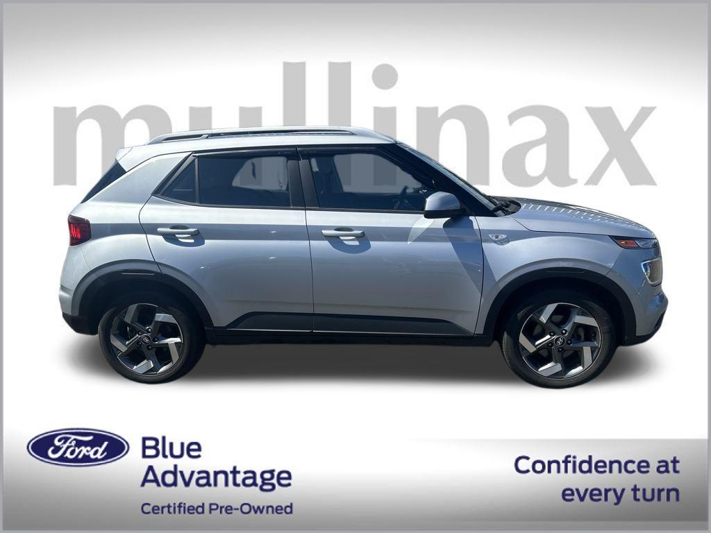 used 2022 Hyundai Venue car, priced at $17,423