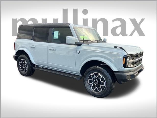 new 2024 Ford Bronco car, priced at $48,005