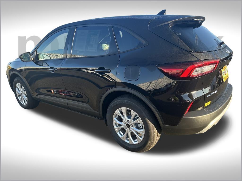 used 2025 Ford Escape car, priced at $24,823