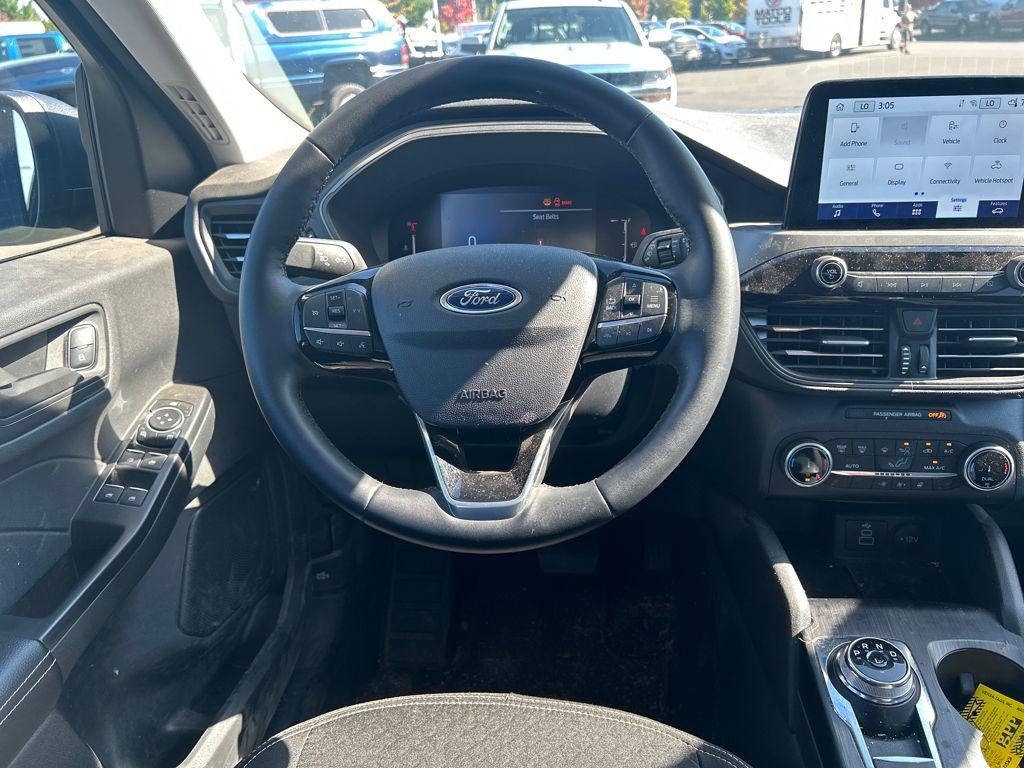 used 2025 Ford Escape car, priced at $26,863