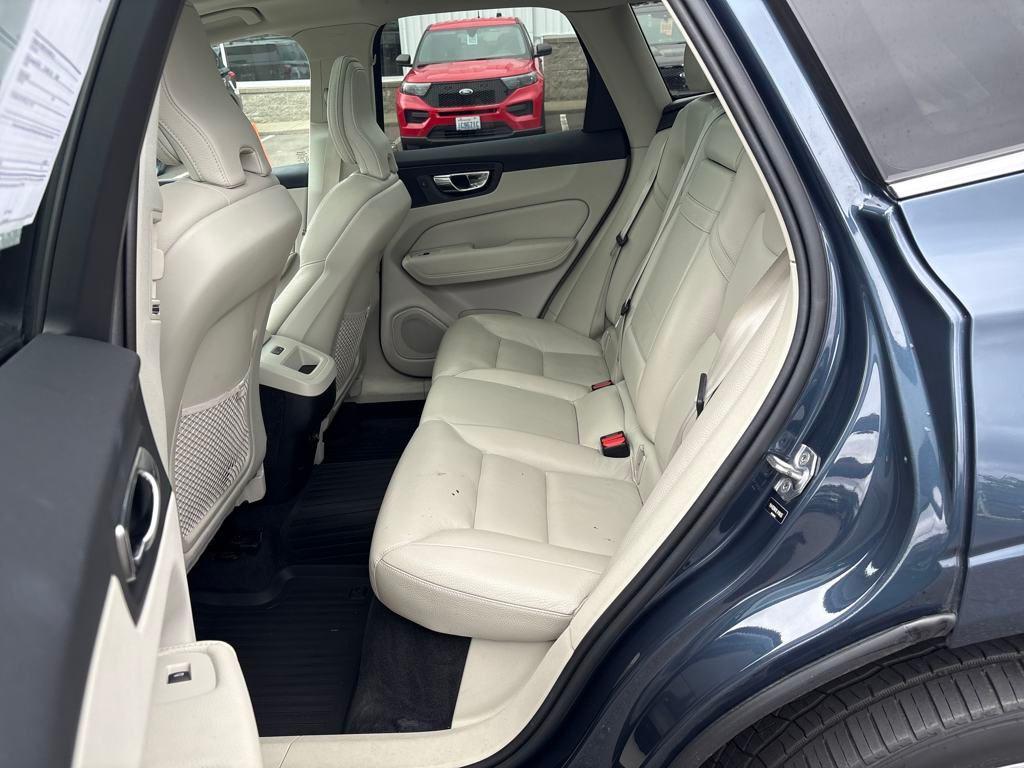 used 2020 Volvo XC60 car, priced at $23,473