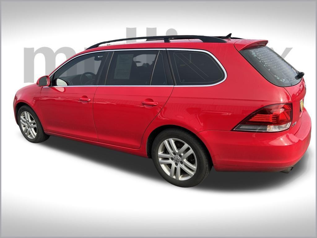 used 2013 Volkswagen Jetta SportWagen car, priced at $10,363