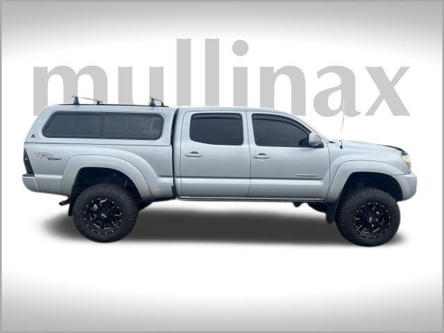 used 2006 Toyota Tacoma car, priced at $13,843