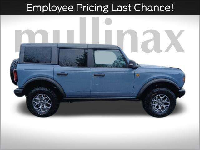 new 2025 Ford Bronco car, priced at $58,155