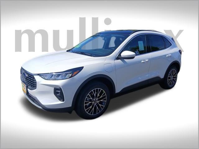 new 2025 Ford Escape PHEV car, priced at $35,766