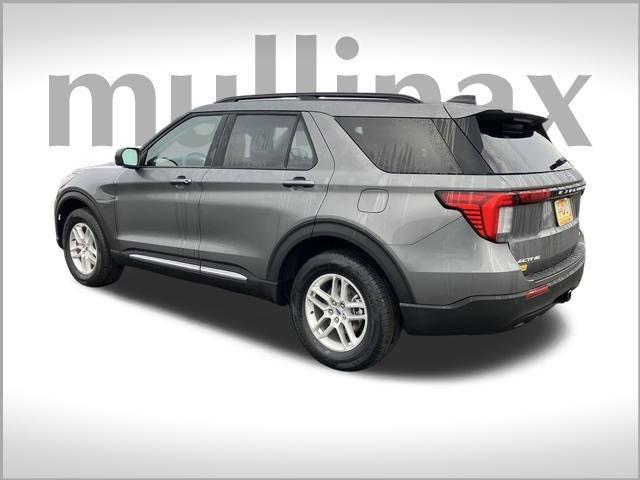 new 2025 Ford Explorer car, priced at $41,450