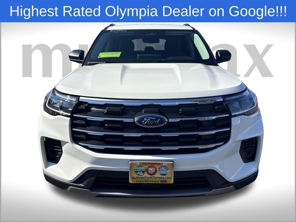 new 2025 Ford Explorer car, priced at $40,582