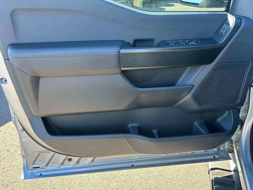 new 2025 Ford F-150 car, priced at $55,360