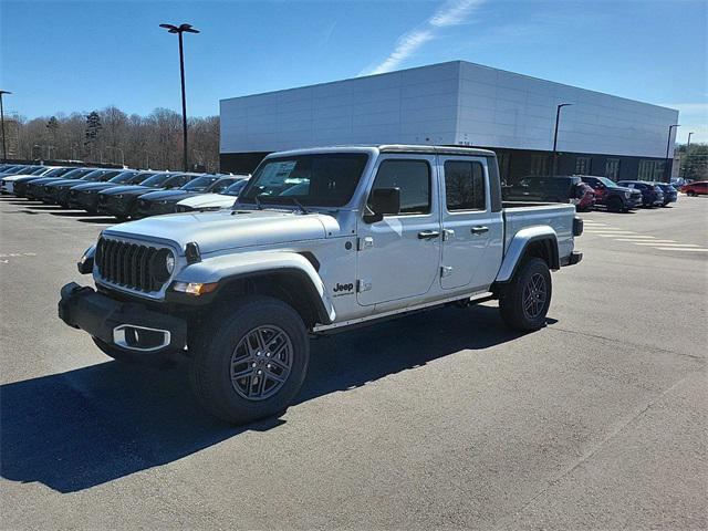 new 2024 Jeep Gladiator car, priced at $48,216