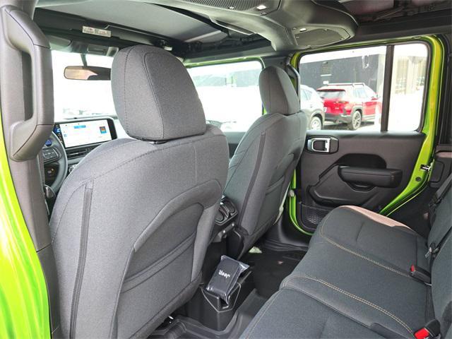 new 2025 Jeep Wrangler car, priced at $40,764