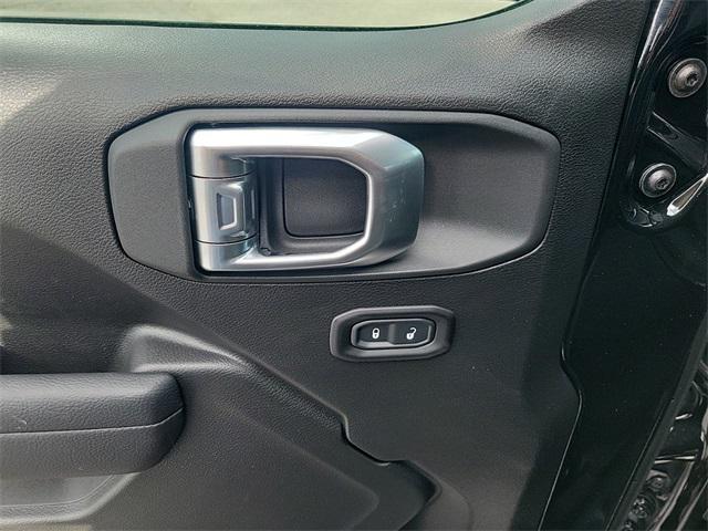 new 2025 Jeep Wrangler car, priced at $36,848