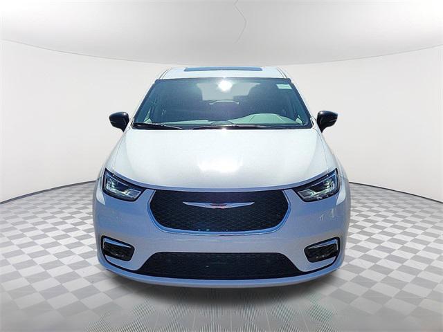 new 2024 Chrysler Pacifica car, priced at $50,842