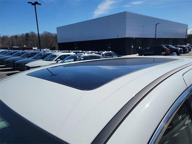 new 2024 Chrysler Pacifica car, priced at $50,842