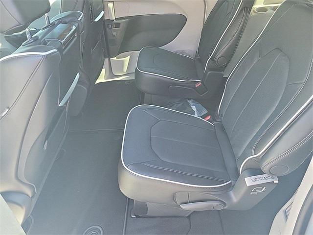 new 2024 Chrysler Pacifica car, priced at $50,842