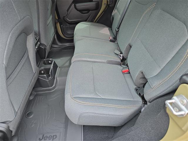 new 2025 Jeep Wrangler car, priced at $40,764