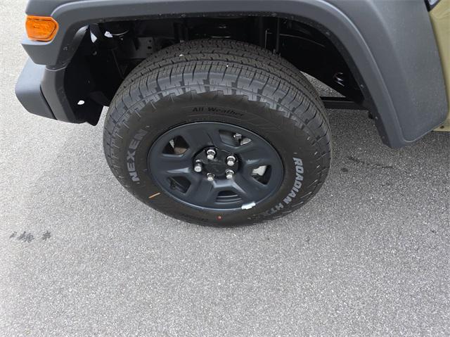 new 2025 Jeep Wrangler car, priced at $40,764