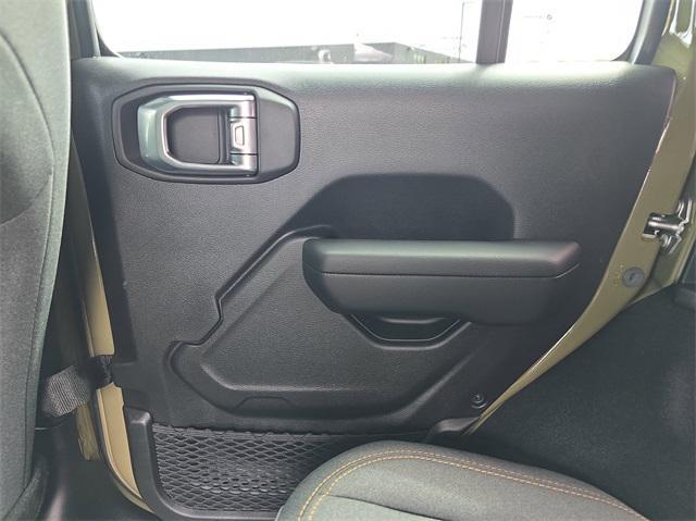 new 2025 Jeep Wrangler car, priced at $40,764
