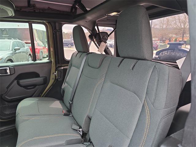 new 2025 Jeep Wrangler car, priced at $40,764