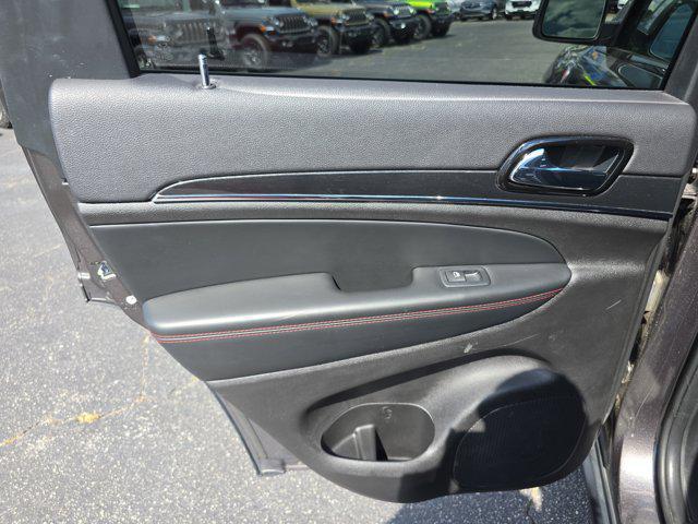 used 2021 Jeep Grand Cherokee car, priced at $24,399
