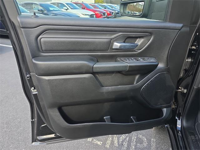 new 2025 Ram 1500 car, priced at $51,913