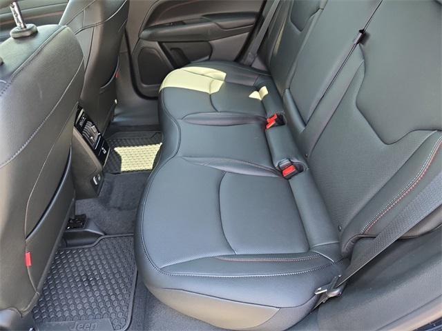 new 2025 Jeep Compass car, priced at $40,294