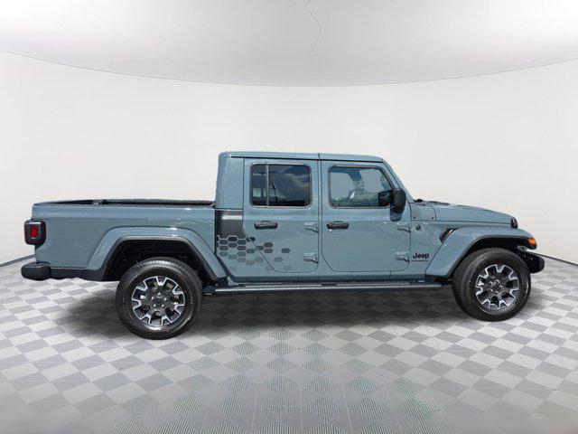 new 2025 Jeep Gladiator car, priced at $52,915