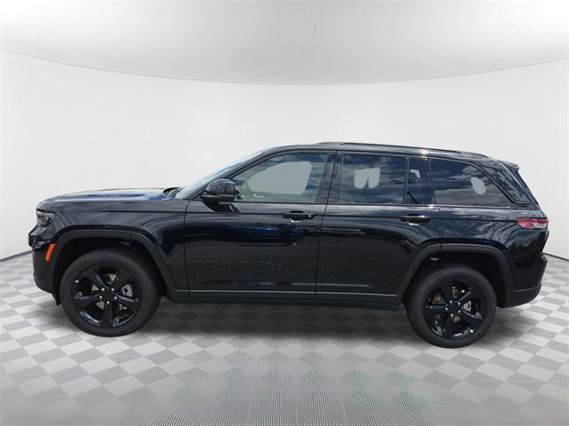 new 2025 Jeep Grand Cherokee car, priced at $44,400